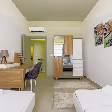 Sea View Stylish Flat W Shared Pool In Alanya Apartment